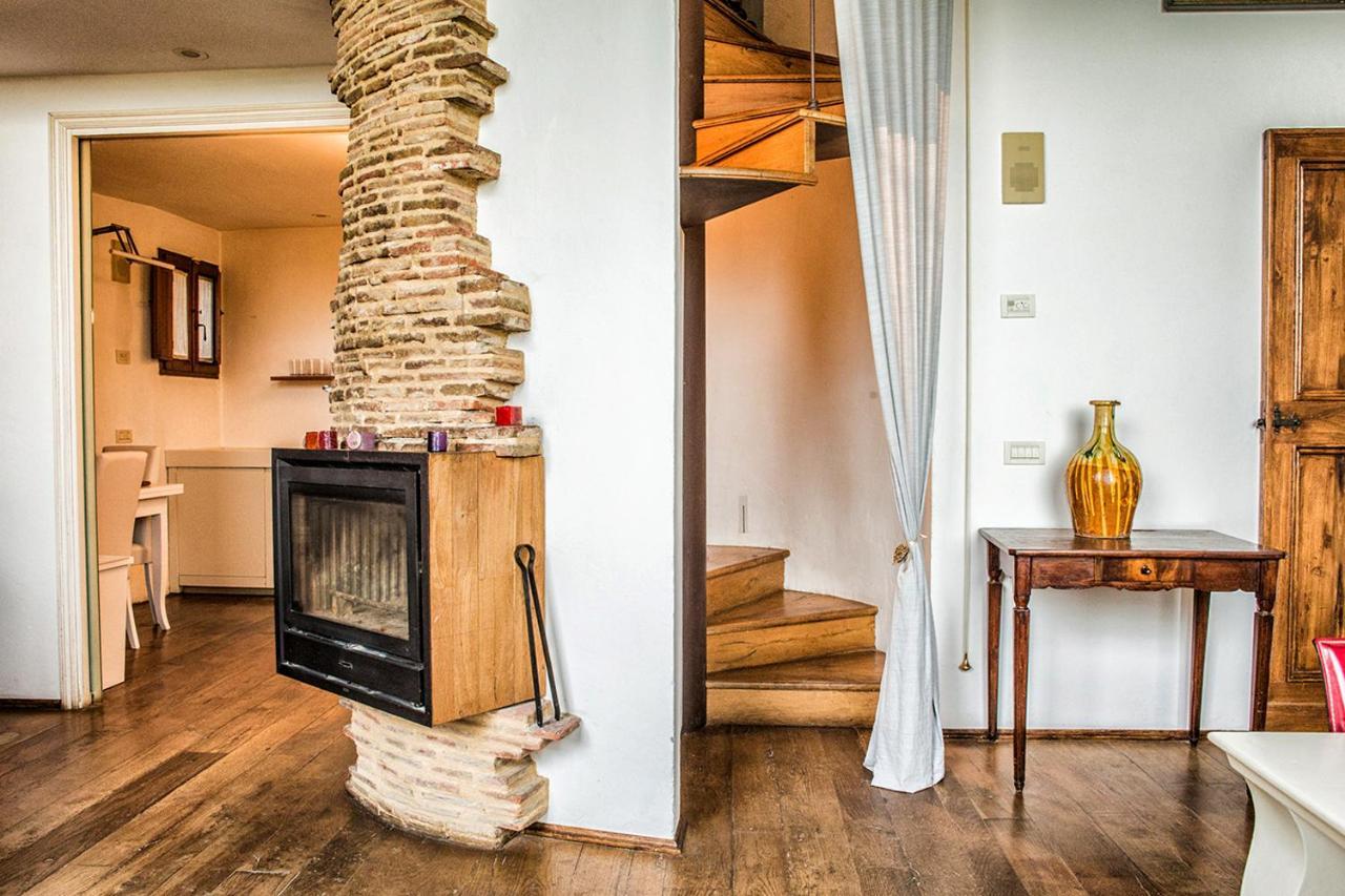 Villa Ancora Tenuta Lonciano Gualdo  Exteriör bild