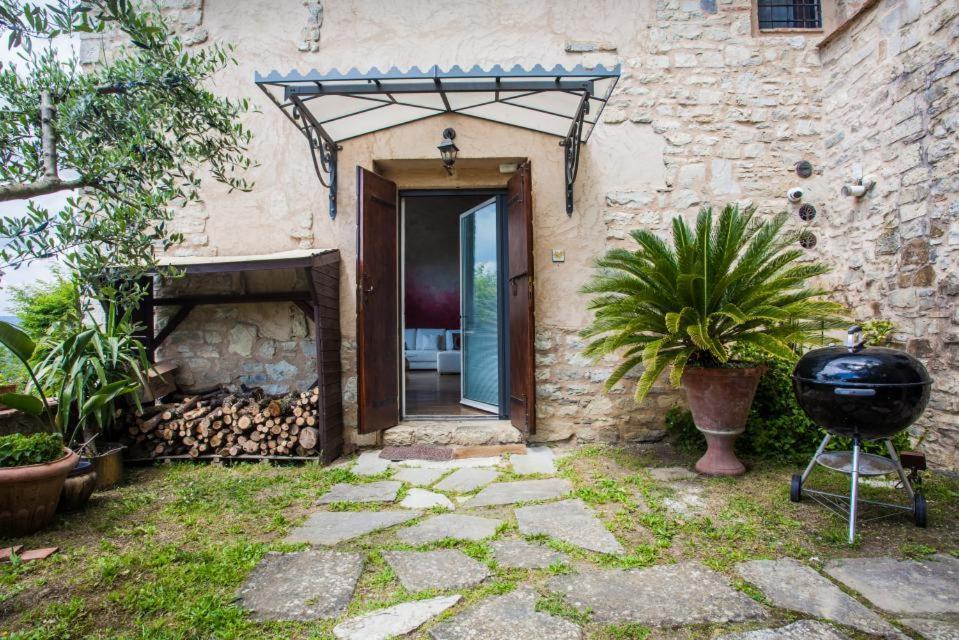 Villa Ancora Tenuta Lonciano Gualdo  Exteriör bild